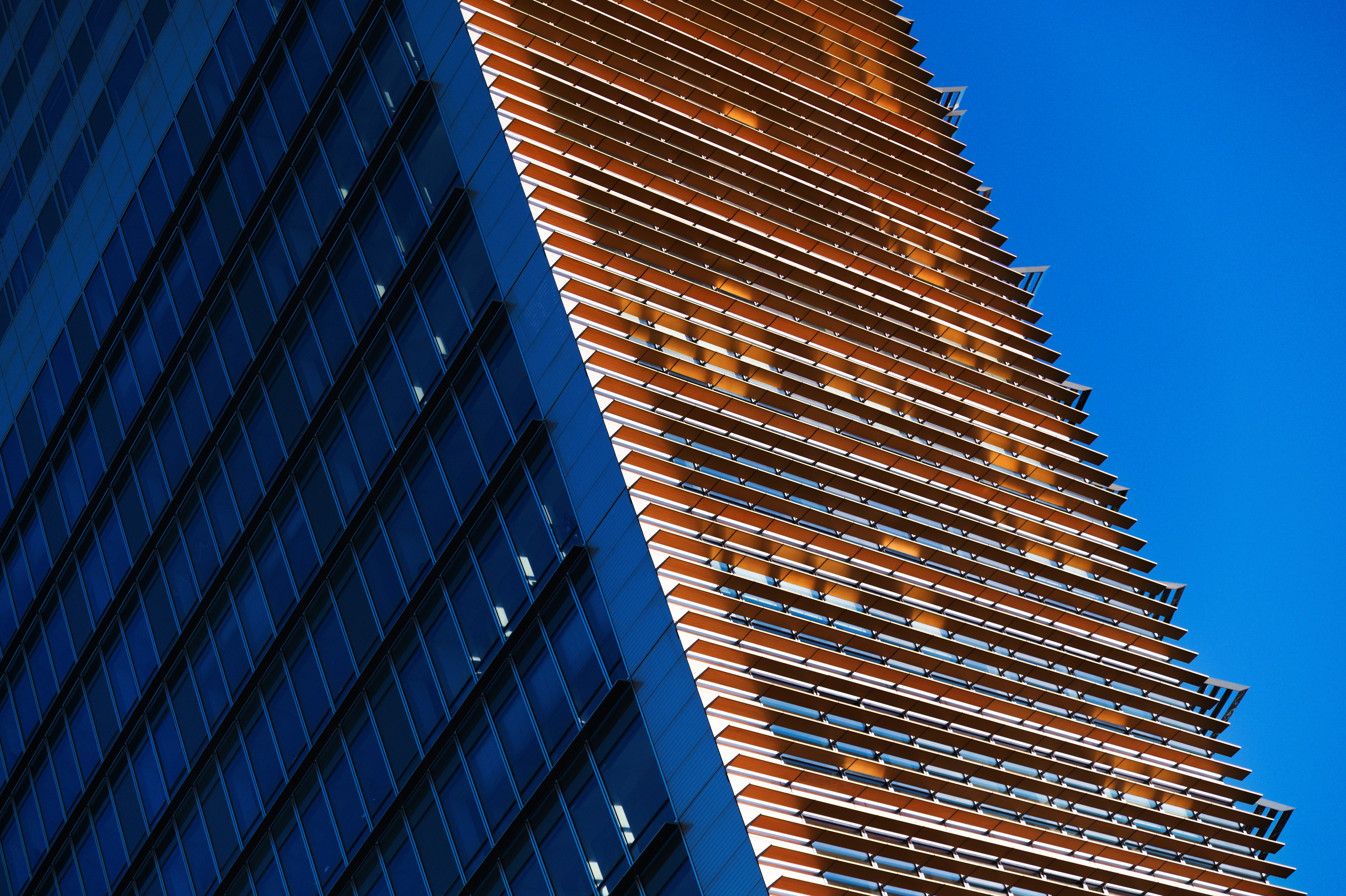 Tour Duo — geometric patterns